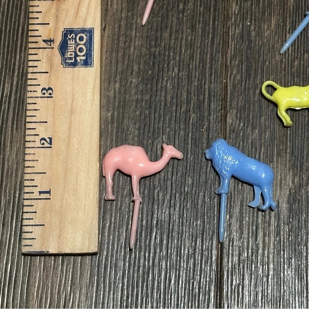 8 vintage pastel zoo animal cupcake picks cake topper decorations plastic VTG